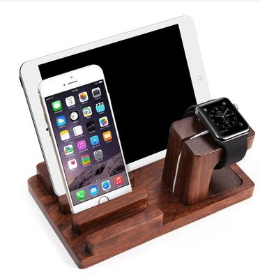 iWatchのiPhoneのiPadのための1つのタケ木製充満ホールダーの揺りかごの立場に付き3つ、Appleの腕時計の立場木充電ステーション